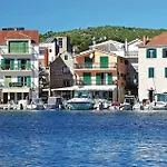 Apartment Beautiful Apartment In Vodice With Swimming Pool *