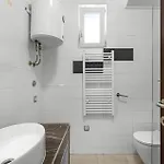 Beautiful Apartment In Vodice With Swimming Pool *