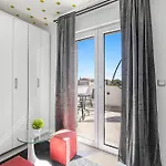 Beautiful Apartment In Vodice With Swimming Pool * Vodice