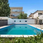 Apartment Beautiful Apartment In Vodice With Swimming Pool *