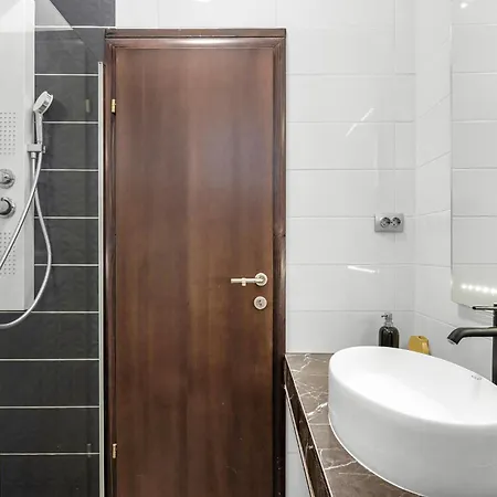 Stunning In * Vodice