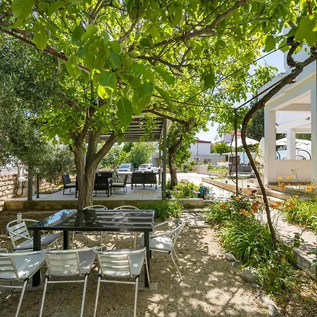 Apartment Beautiful In With Swimming Pool *