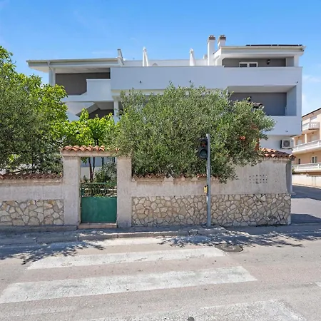 Beautiful Apartment In Vodice With Swimming Pool Apartment